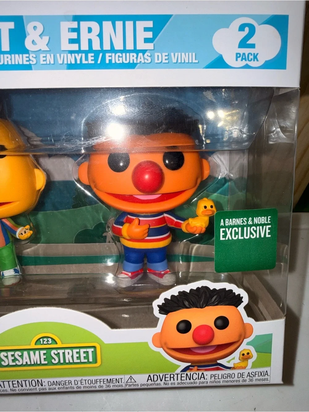 Funko Pop! Bert & Ernie Sesame Street 2-Pack - Yellow, Orange, Blue, Green, Red